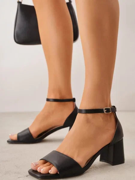 Sandale Aebella negre