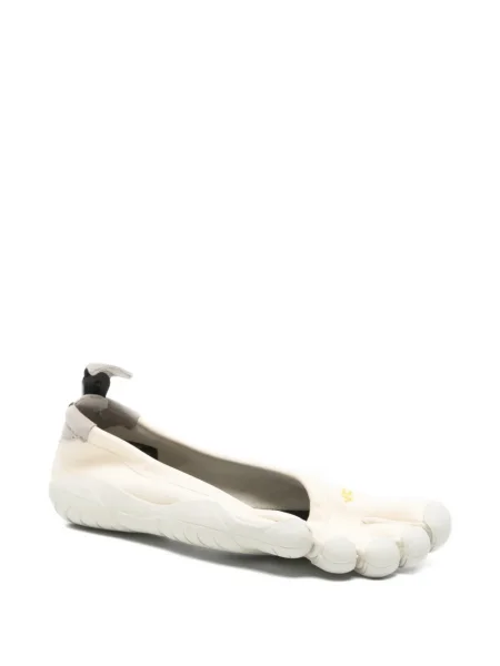 Маратонки Vibram