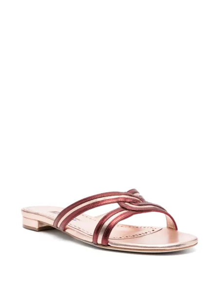 Papuci Manolo Blahnik din piele roz