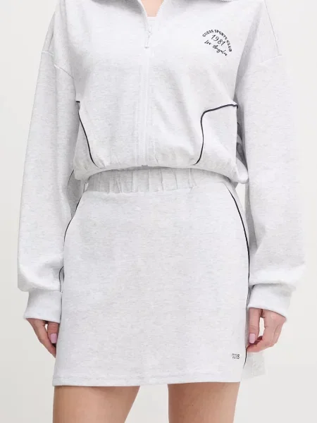 Пола Guess NIGELLA къса със стандартна кройка сиво