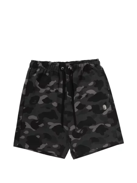 Pantaloni scurți A Bathing Ape® cu imagine cu model camuflaj negru