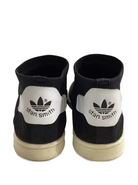Top Adidas cu dungi cu imagine lung alb