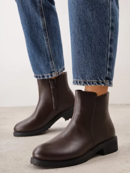Botine Firitha maro