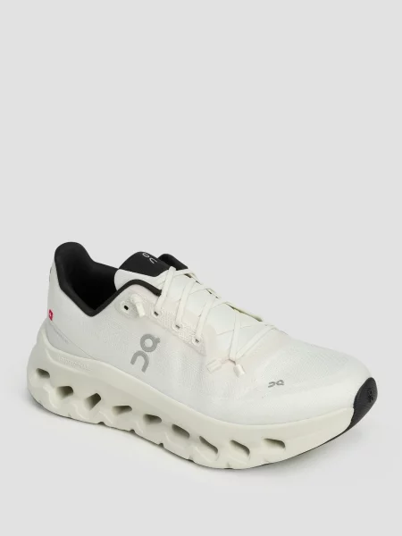Sneakers On M Cloudtilt Pearl/ Ice EUR 41 białe