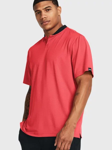 Спортивная футболка Under Armour красная