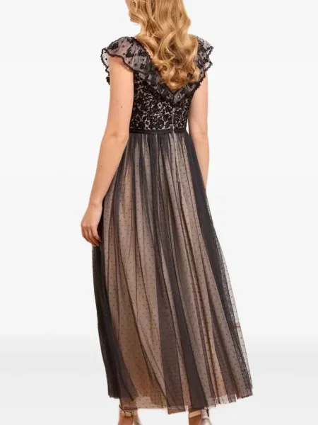 Rochie Needle & Thread cu volane din dantelă de costum negru