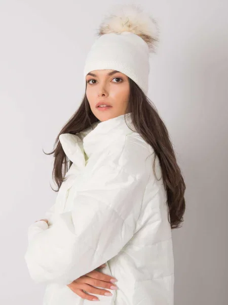 Șapcă Fashionhunters alb