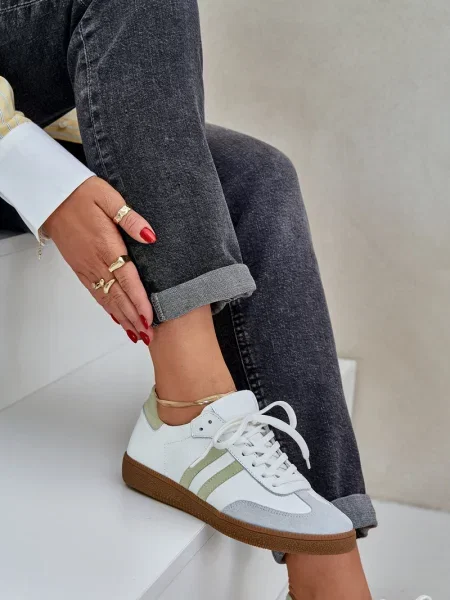 Кожени кецове Zazoo бяло