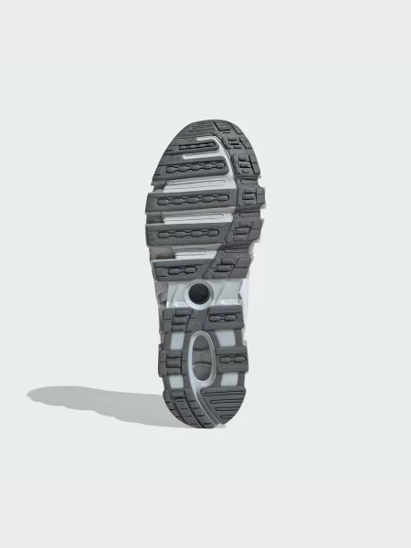 Кроссовки Adidas белые