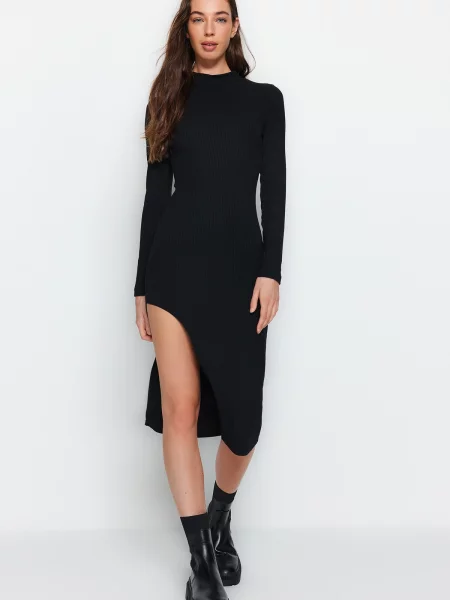 Pletena midi obleka Trendyol črna