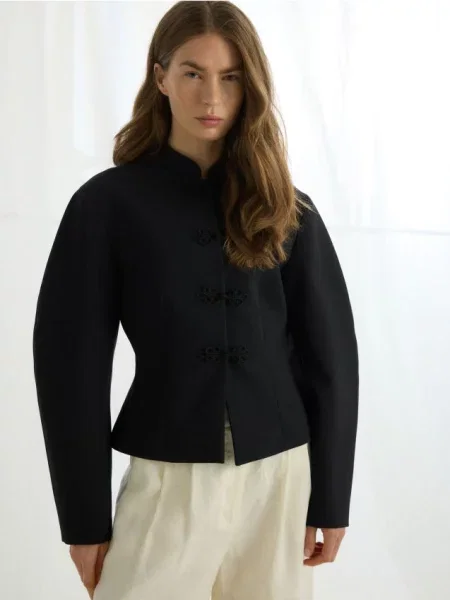 Reserved Blazer cu decorativi negru