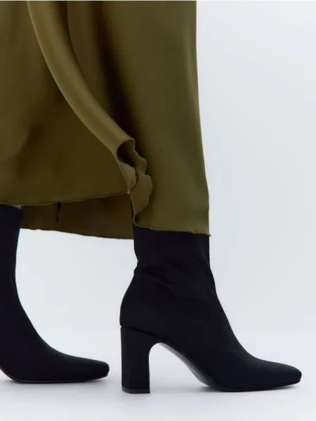 Ботильоны Reserved черные