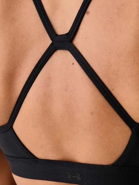 Under Armour спортен сутиен Strappy Bralette черно