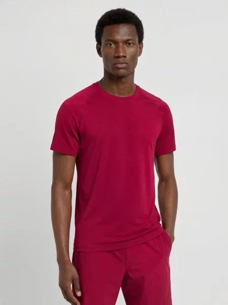 Lululemon Funkční Tričko Metal Vent Tech fialová