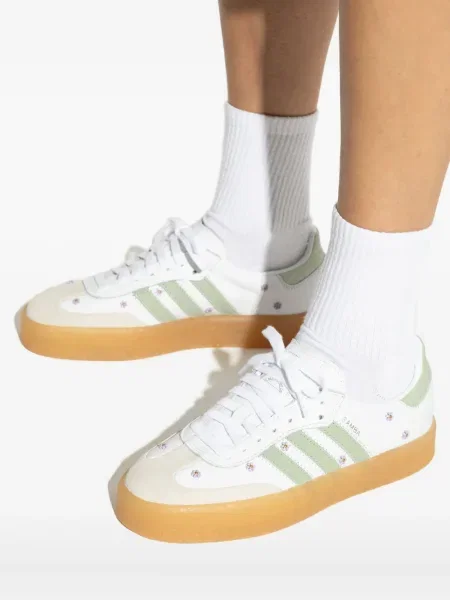 Jakna Adidas s cvjetnim printom crna