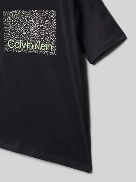 Krój regular fit t-shirt z czystej bawełny model PERFOMATION' Calvin Klein Jeans czarna