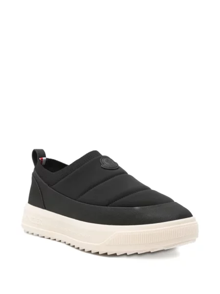 Slip-on маратонки Moncler черно