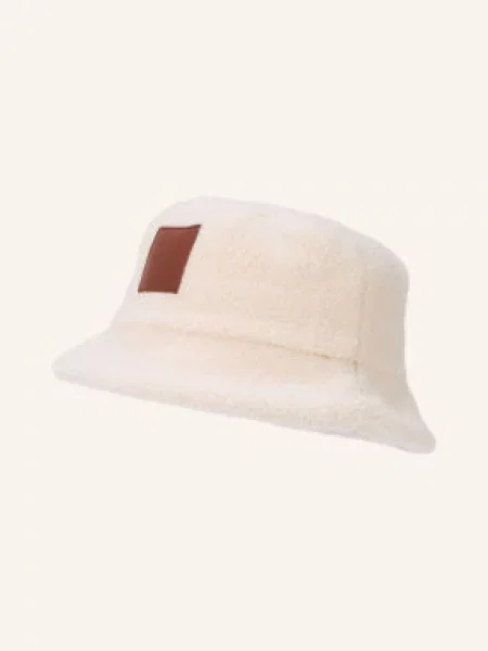 Klobouk Calvin Klein All-Over Sherpa W/ Patch Bucket BIRCH OS hnědý