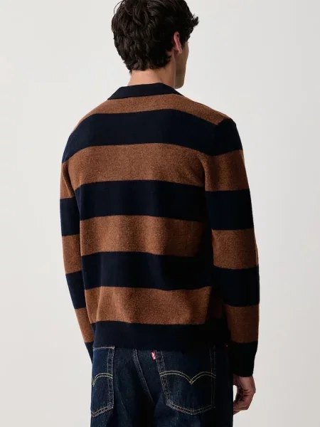 Шерстяной свитер United Colors Of Benetton