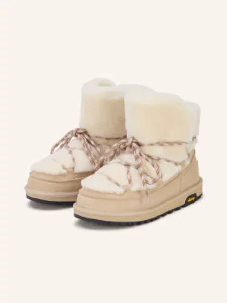 Ugg Botki Classic Tread Fluffed weiss