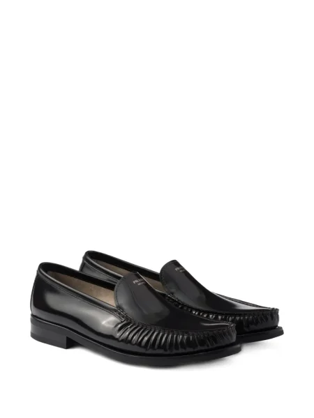Pantofi loafer Prada din piele maro