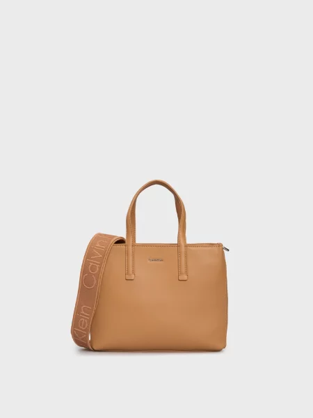 Маленькая сумка Calvin Klein бежевая