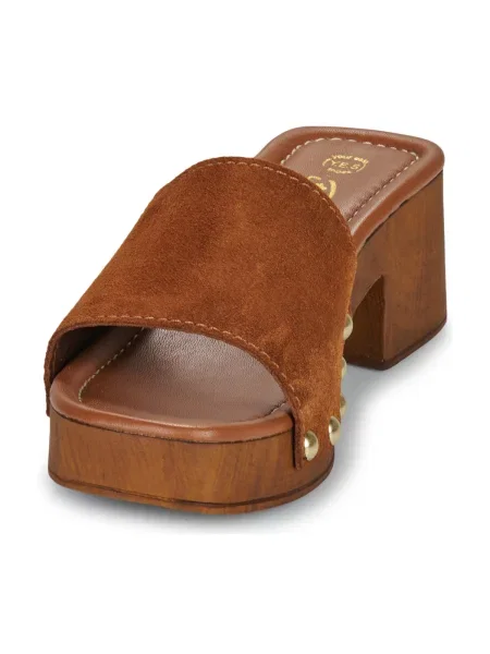 Pantofi Betty London maro