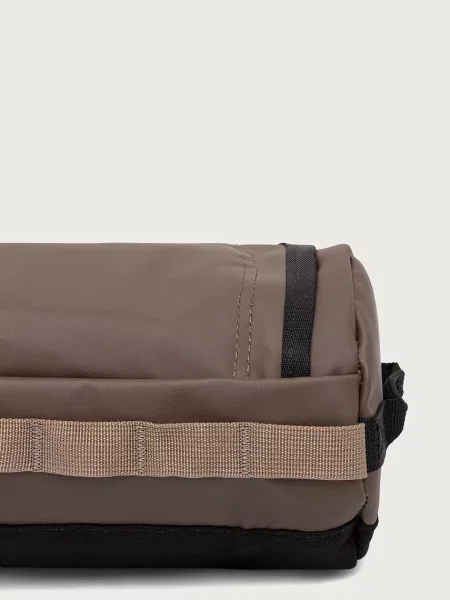 The North Face косметичка Base Camp Travel Canister