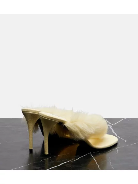 Papuci tip mules Alaïa din piele galben