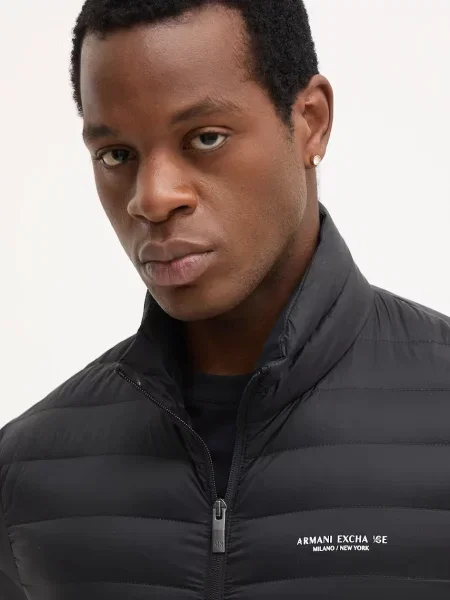 Пуховик Armani Exchange черный
