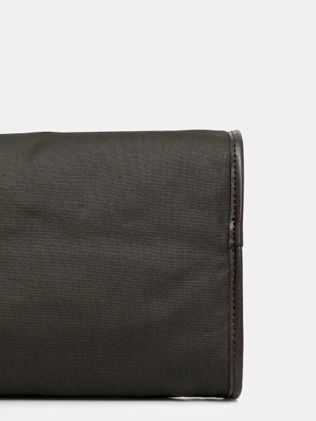 Косметичка Barbour зелений