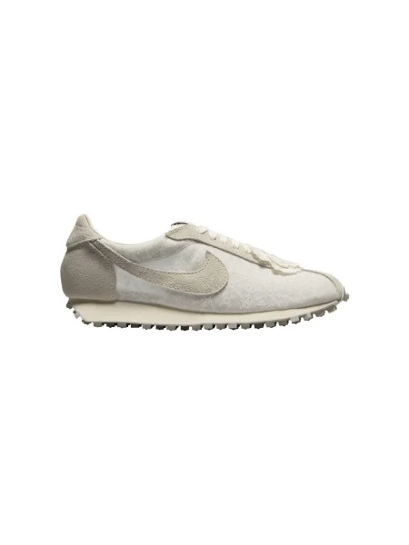 Pantofi Nike cu perle fără armătură alb