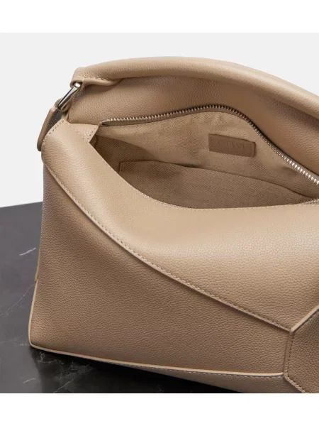 Top Loewe din piele bej