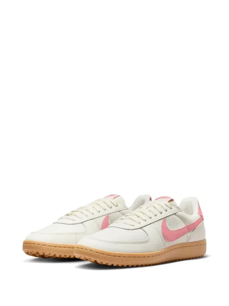 Маратонки Nike Vomero кафяво