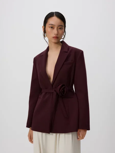 Reserved Блейзер з декоративною трояндою бордовий