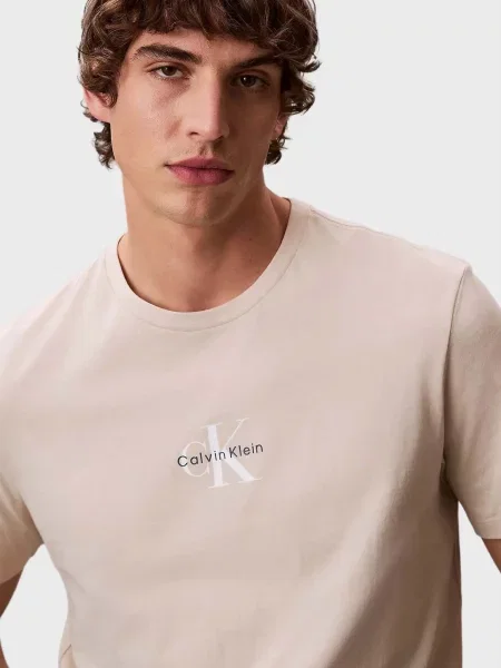 Футболка Calvin Klein Jeans бежевая