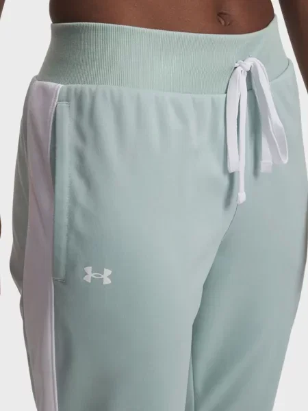 Костюмный спортивный костюм Under Armour