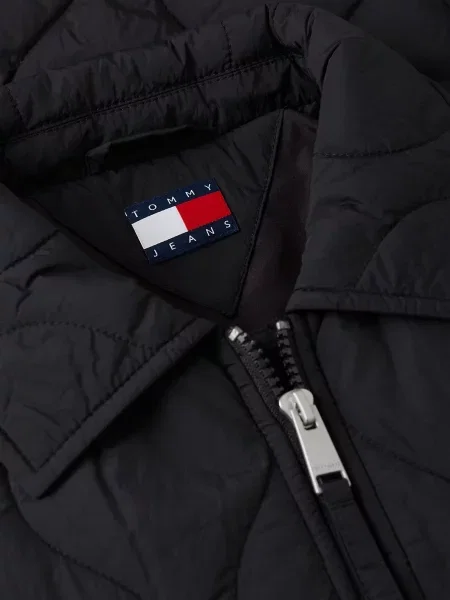 Стеганая джинсовая куртка Tommy Jeans с воротником черная