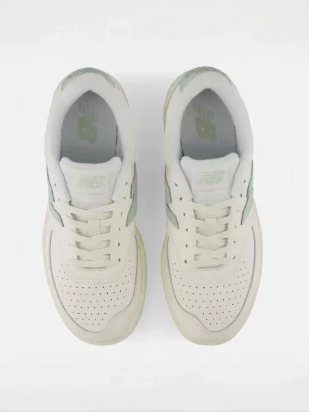 Кожаные кеды New Balance белые