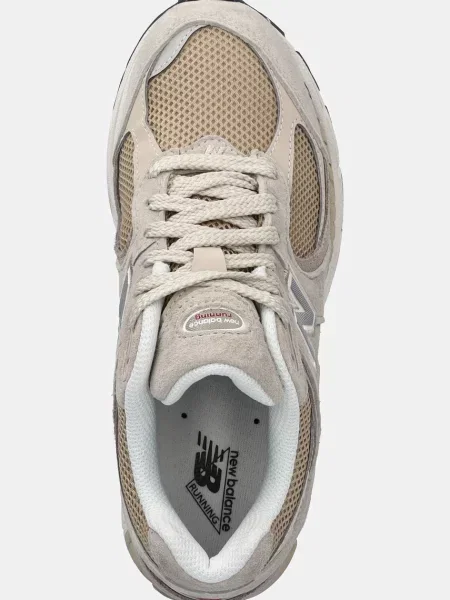 New Balance Маратонки бежово