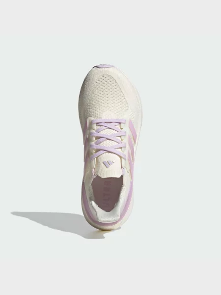 Кроссовки для бега Adidas UltraBoost белые