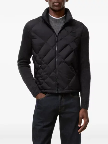 Geacă cu puf Burberry negru