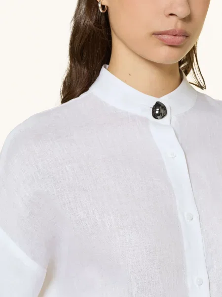 Bluzka o kroju regular fit ze stójką i listwą guzikową Armani Exchange biała
