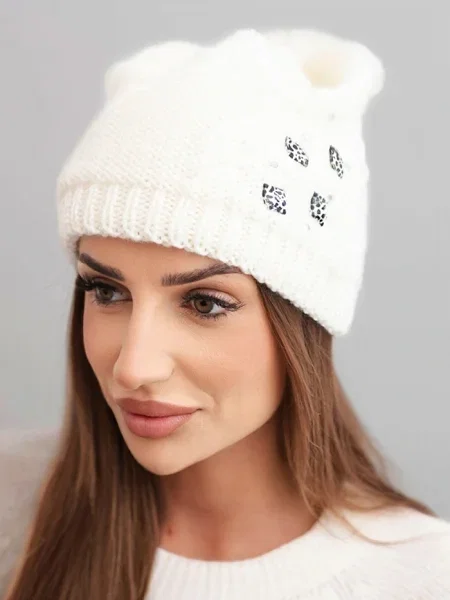 Căciulă Kesi cu aplicații alb