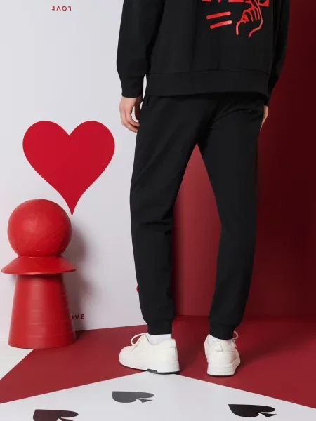 Спортивные штаны Sinsay черные