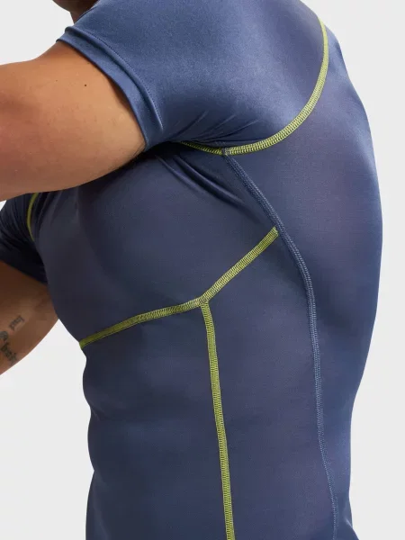 Футболка Under Armour серая