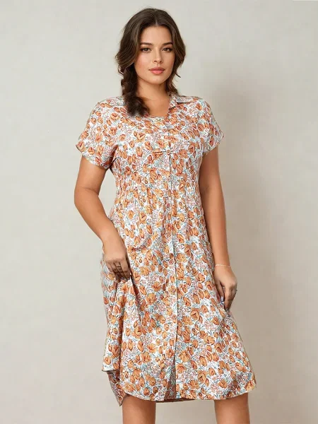 Obleka midi obleka Resti s cvetličnim vzorcem nad koleni bela