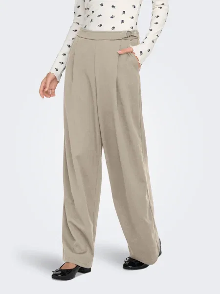 ONLY Pantaloni cutați ONLSANIA grej