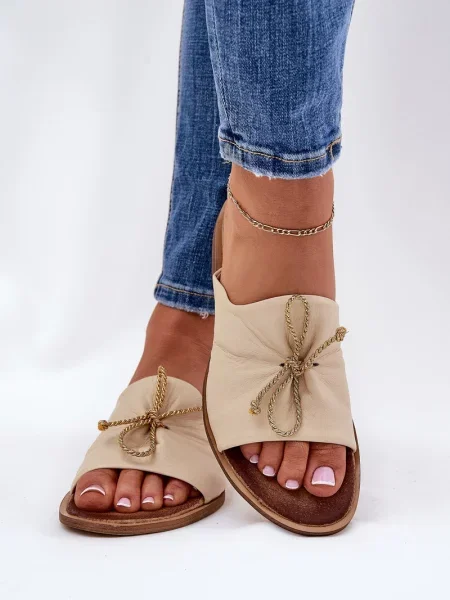 Usnjene copati Zazoo bež