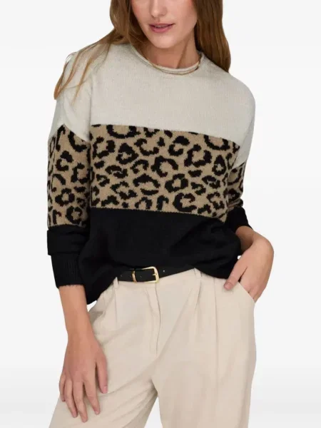 Pulover Only cu imagine cu model leopard
